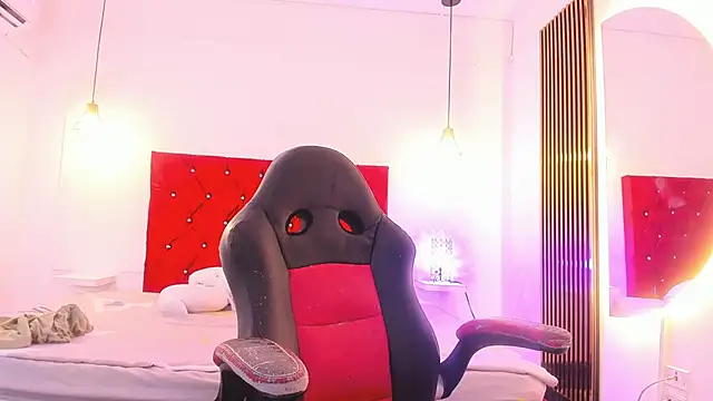 SelenaAngelX online show from February 7, 5:22 am