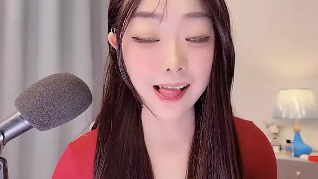 smalldaisy online show from April 5, 3:05 am