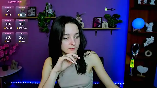 lole ti online show from April 16, 9:39 pm