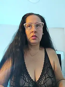 KiaraFoster online show from January 16, 11:28 am