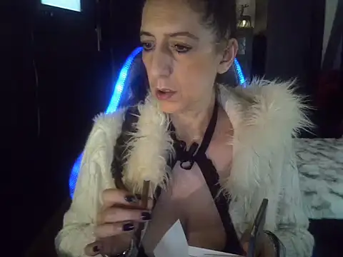 labelgecoquine online show from October 4, 10:14 pm