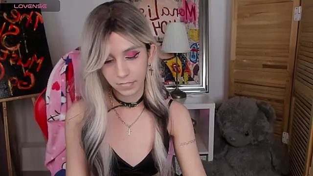 lesilos online show from March 12, 1:52 am