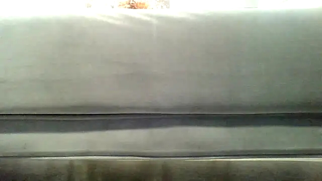 jennyblondeuk online show from March 20, 5:40 pm