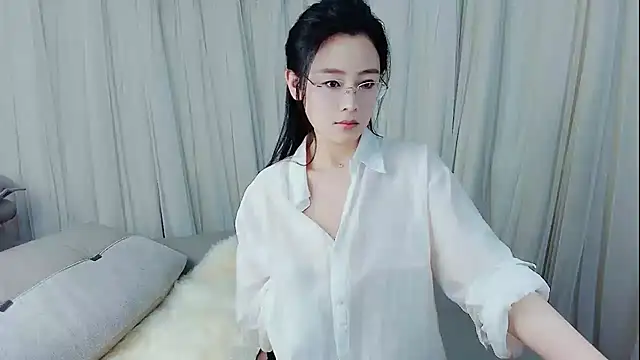 HCOCO online show from March 1, 3:01 pm