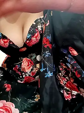 ShamaParvin online show from December 22, 3:04 pm