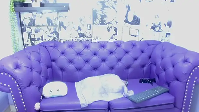 Luna Winstonn online show from January 8, 1:48 pm