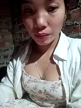 yeutinh00 online show from January 8, 6:56 pm