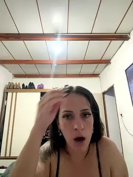 donatella07 online show from January 8, 11:53 pm