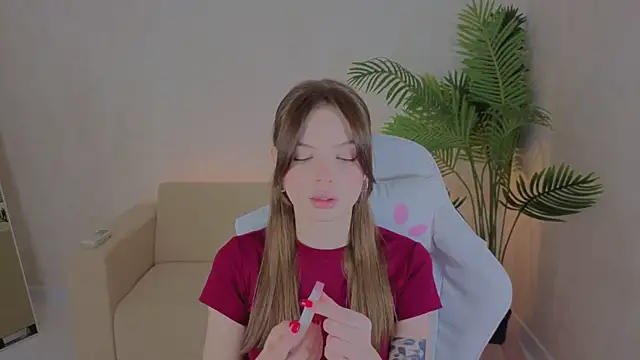 Ellya me online show from January 17, 8:33 am