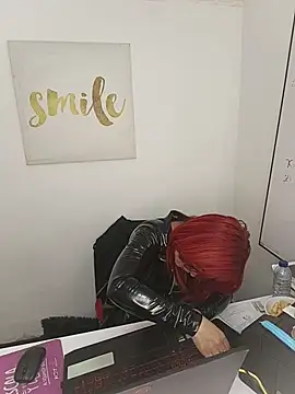 MarianaMonsalve  online show from February 19, 4:12 am