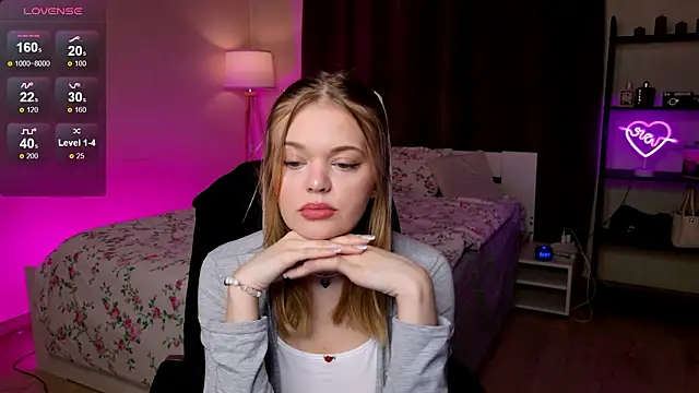 Elioraa online show from January 13, 2:43 pm