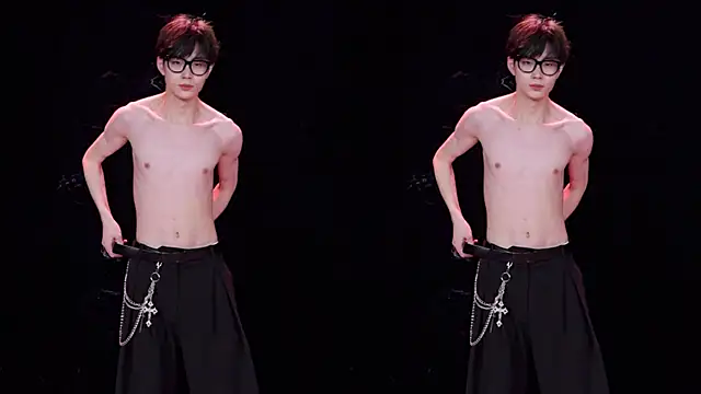 EXO-cbz online show from February 27, 8:03 am