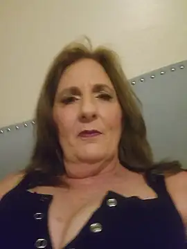 HotAzMilf online show from January 16, 8:21 am