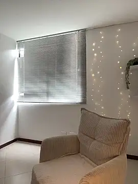 evelynrosess1 online show from February 10, 7:06 pm