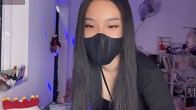 Tieu-May online show from March 5, 8:43 am