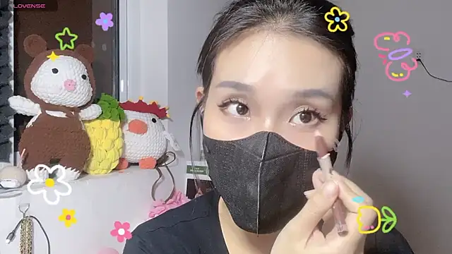 Tieu-May online show from April 1, 3:31 pm