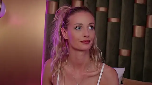 AmeliaAngel online show from September 20, 10:46 am