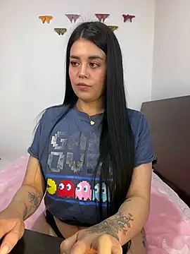 sophyy white online show from January 16, 10:39 pm