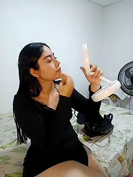 SweetAlbedo online show from February 3, 6:45 pm