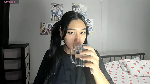 yunami  chan online show from January 15, 10:43 am