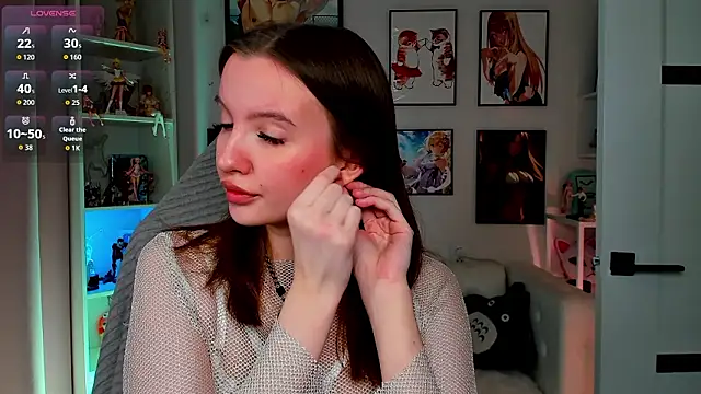 Layla Bloom online show from February 21, 5:35 pm