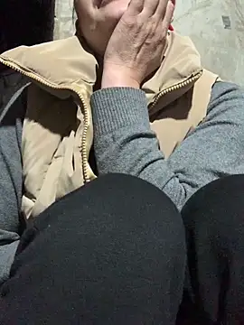 hinicky-0 online show from February 20, 2:29 pm