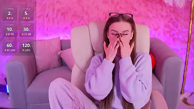 AlexaFleur online show from March 16, 5:44 am