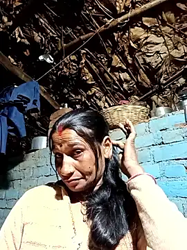 Hot bhi38 online show from February 12, 8:10 pm