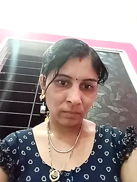 Hot ree85 online show from March 11, 6:39 am