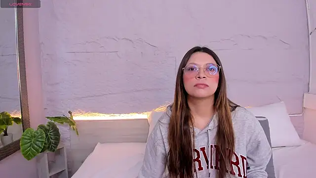 lanna 18  online show from February 20, 11:34 am