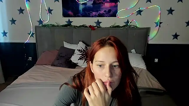 Lily Viola online show from January 12, 8:52 am