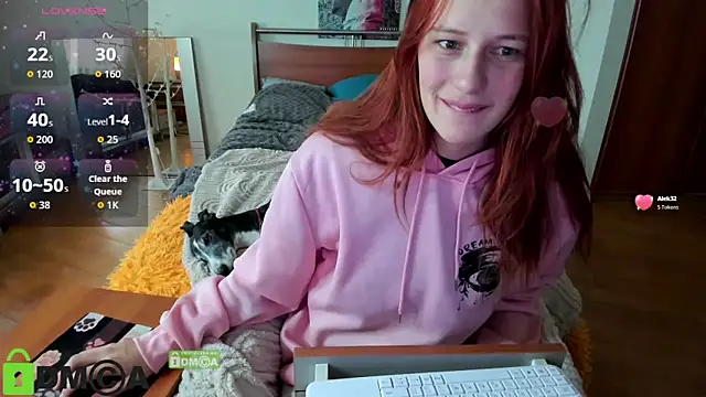 Lily Viola online show from February 11, 9:11 am