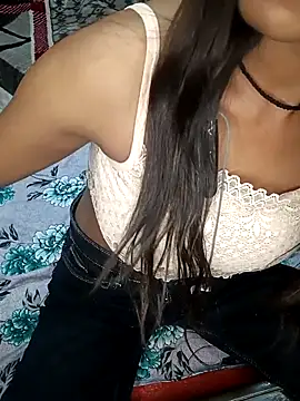 Moongirl963 online show from February 28, 5:01 pm