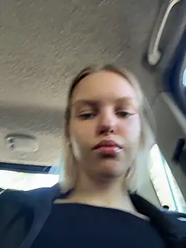 AshleyMur online show from June 3, 7:09 am