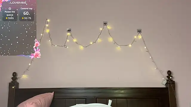 EvaSuunny online show from February 20, 4:41 pm