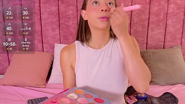 Mayleeth online show from April 5, 12:15 pm