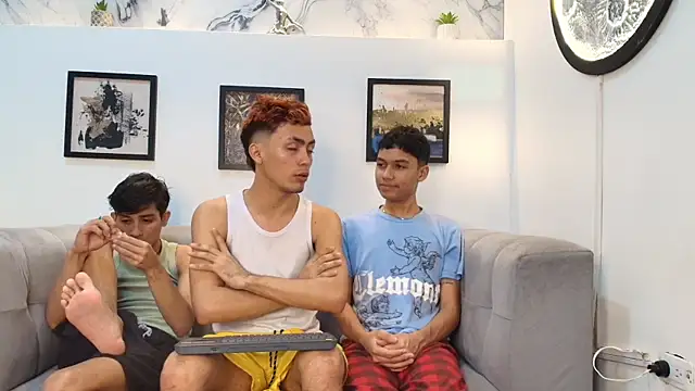 AVENGER BOYS2026 online show from February 10, 1:19 am