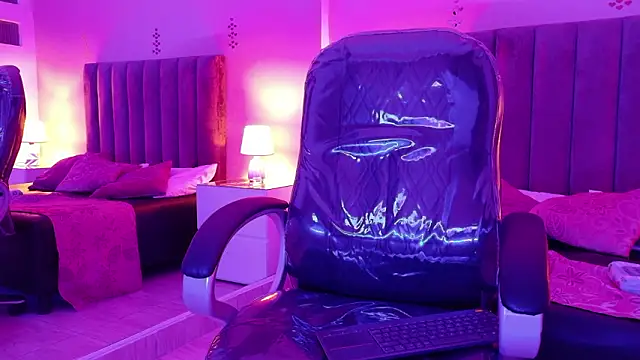 Novaaa Shayy online show from March 6, 4:40 am