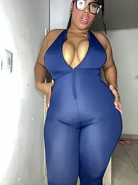 NataliaMillers online show from May 9, 4:14 am