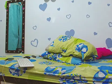 sofia carol online show from May 15, 4:27 am