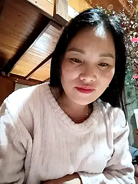 yu--yo online show from February 25, 10:30 pm