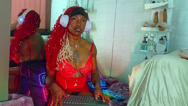 DaniaMarcell online show from June 4, 3:12 am