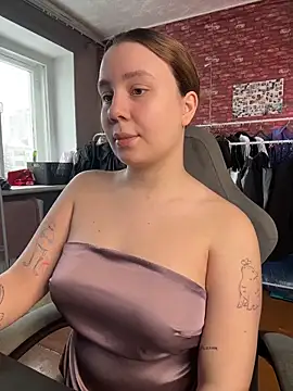 AnnaSeint online show from March 1, 10:37 am