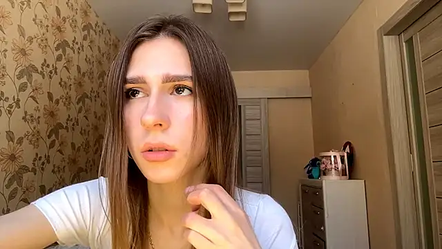 ElsieKuhlmann online show from January 19, 11:17 am