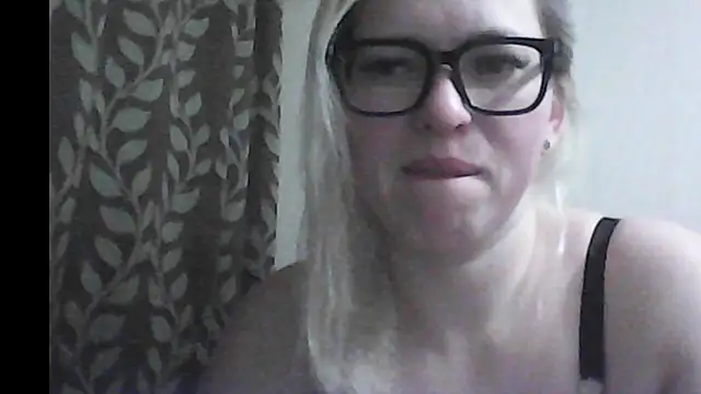 Dolce Tempt online show from January 16, 8:05 pm