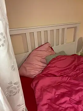 midnight ballerina  online show from April 12, 6:11 pm