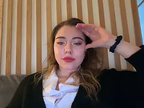 Luxerin online show from March 3, 4:46 pm