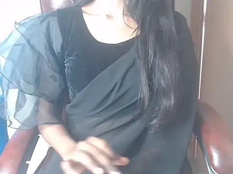 Velvet Queen  online show from January 12, 7:35 am