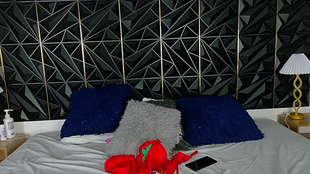 millyforero online show from January 13, 5:17 pm