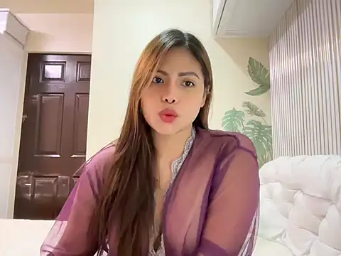 hyacinth30 online show from March 23, 10:43 am